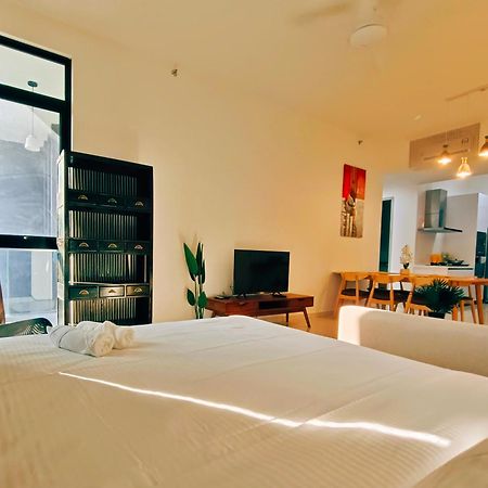 New Georgetown Instagramable 2Br Homestay For 10Pax 无敌美景两房民宿 Beacon Executive Suite Eksteriør bilde