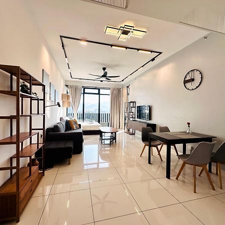 New Georgetown Instagramable 2Br Homestay For 10Pax 无敌美景两房民宿 Beacon Executive Suite Eksteriør bilde