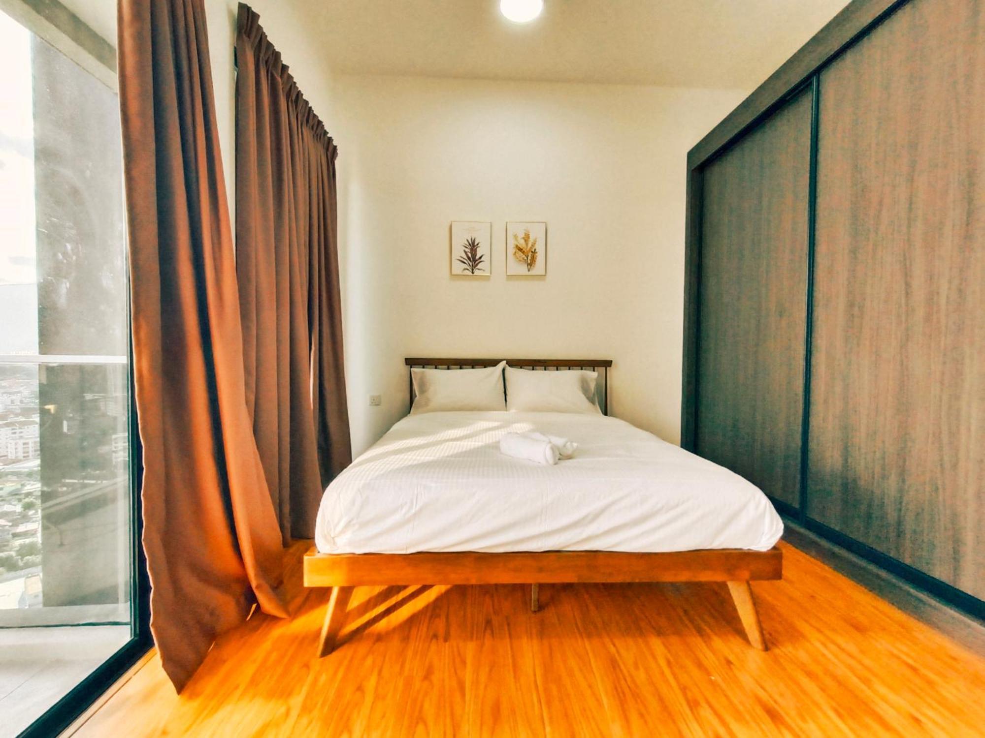 New Georgetown Instagramable 2Br Homestay For 10Pax 无敌美景两房民宿 Beacon Executive Suite Eksteriør bilde